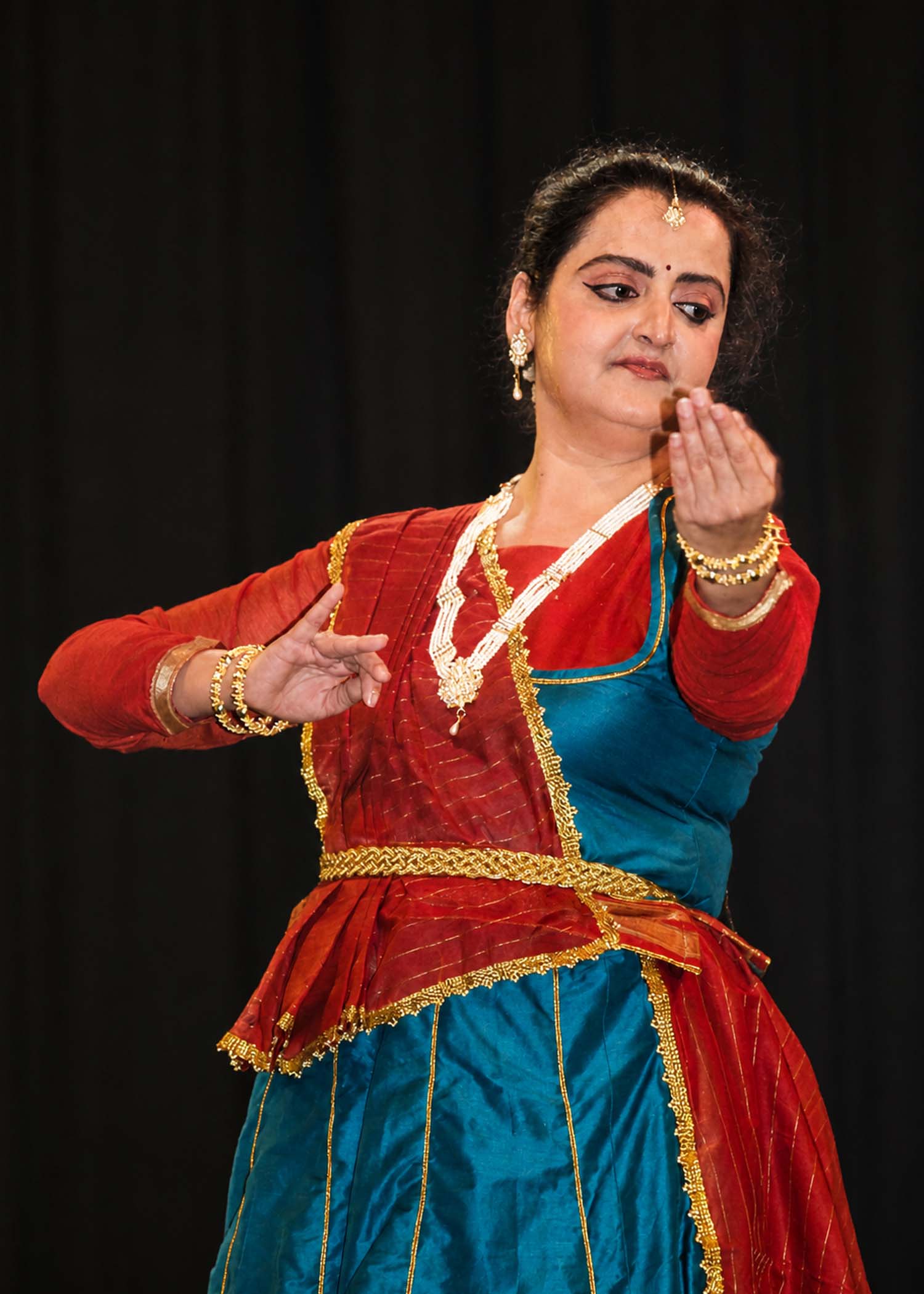 Award-winning author Jyoti Mansukhani