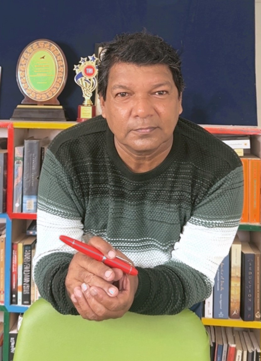 Award-winning author Chetan Joshii