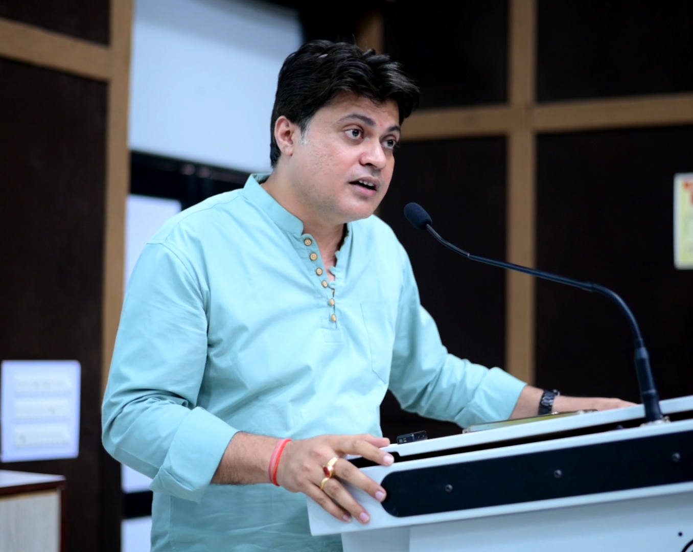 Award-winning author Muntazir Firozabadi